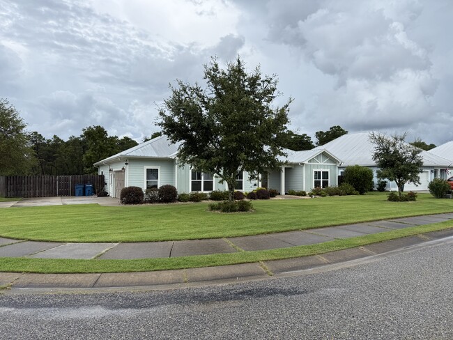 Building Photo - 1270 Dorado Way
