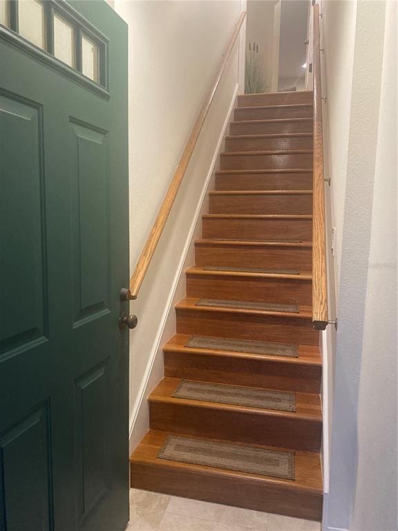Building Photo - 2805 Pass a Grille Way