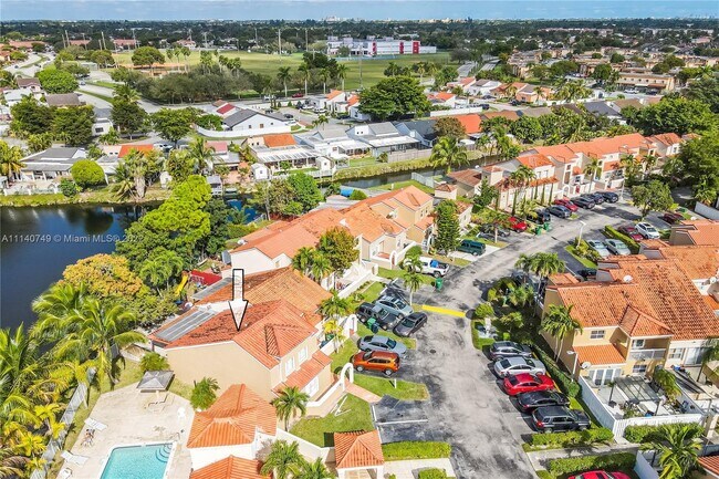 Foto del edificio - 6457 SW 132nd Ct