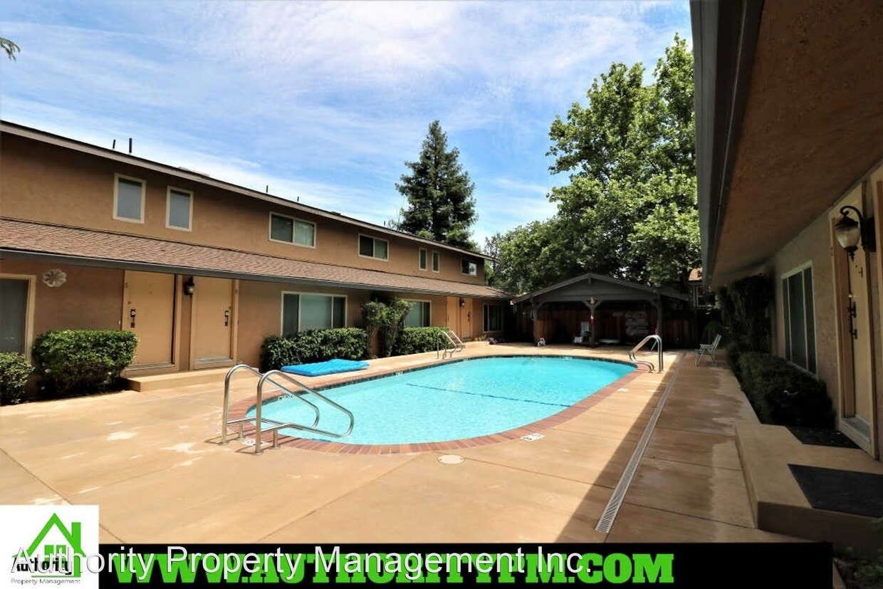 915 West St, Redding, CA 96001 Room for Rent in Redding, CA