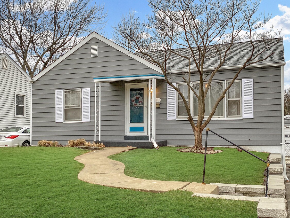 9813 Lullaby Ln, Overland, MO 63114 House Rental in Overland, MO