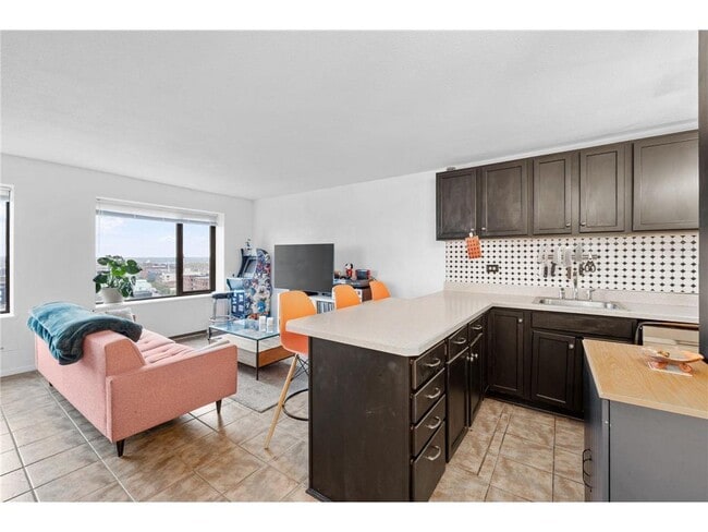 Foto del edificio - 15 S 1st St