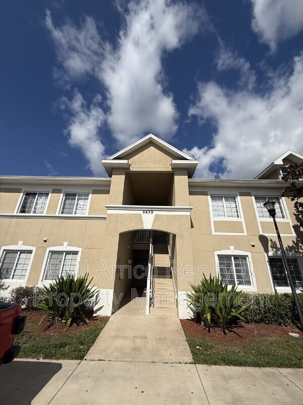 Building Photo - 6439 Cypressdale Dr