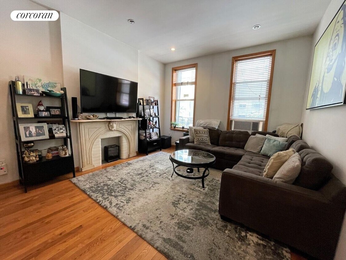 Foto principal - 1407 2nd Ave