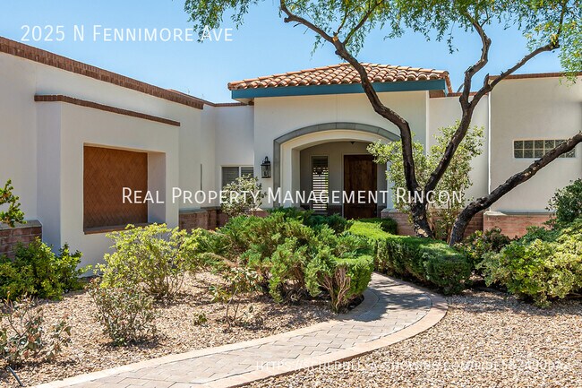 Photo - 2025 N Fennimore Ave House