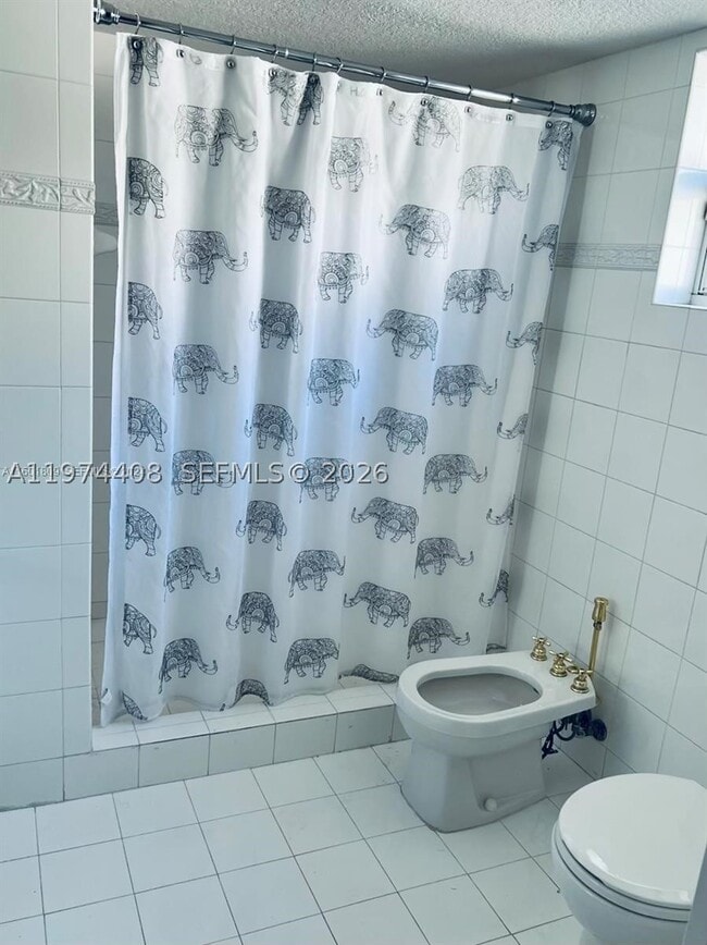 Foto del edificio - 87 NW 150th St