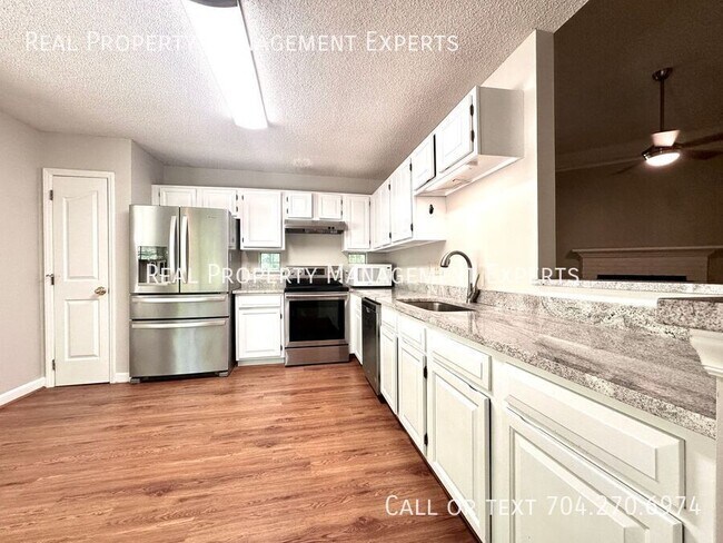 Building Photo - 801 Water Wheel Ct