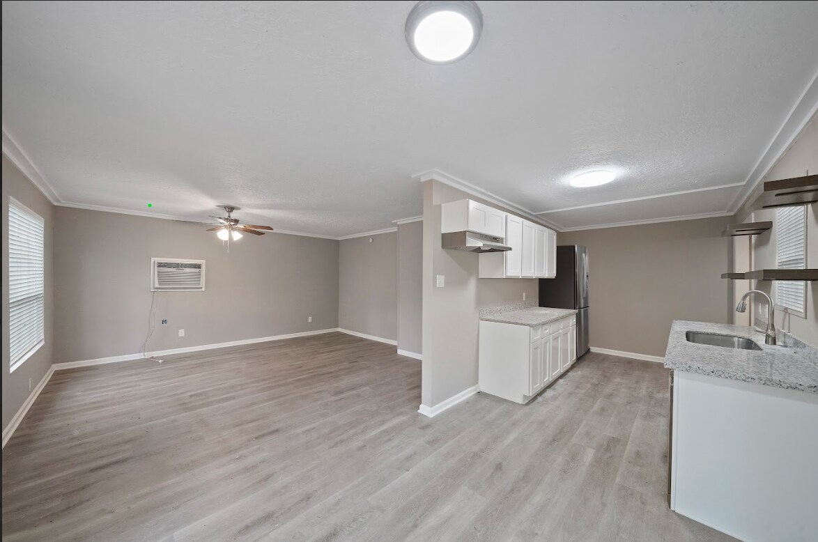 60 Blue Quail Ln, Coldspring, TX 77331 Room for Rent in Coldspring