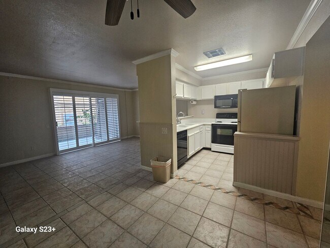 Foto del edificio - Prime Palm Springs living in the gated community of Rancho El Mirador