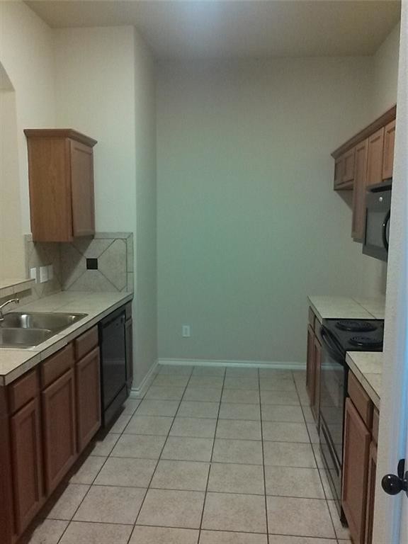 Building Photo - 2501 Wood River Pkwy