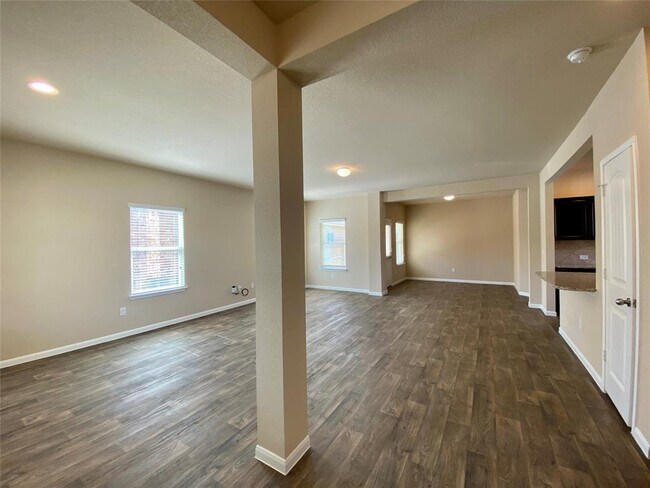 Foto del edificio - 3012 Tilmon Ln.