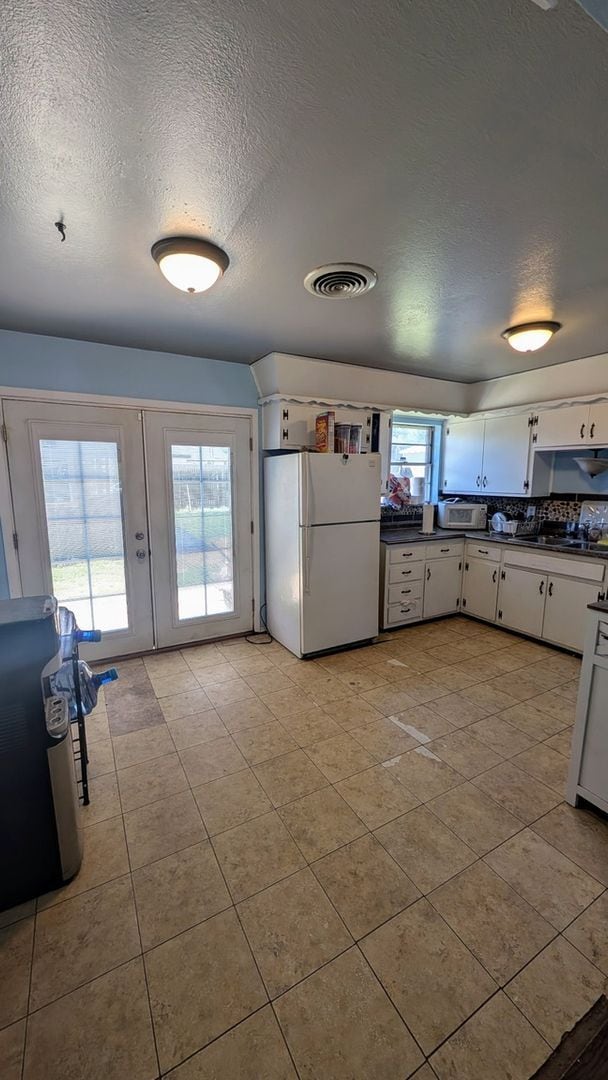 Building Photo - Charming 3BR House in Clovis