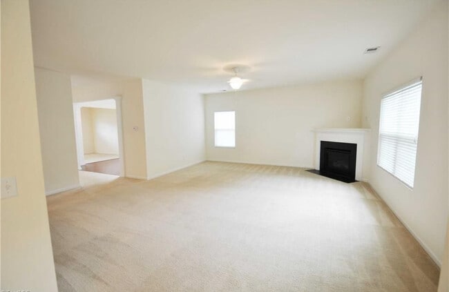 Foto del edificio - 1642 Ashmead Ln