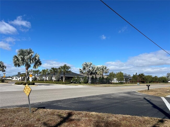 Foto del edificio - 3558 74th Ave Cir E