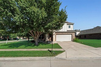 Building Photo - 1501 Martin Creek Dr