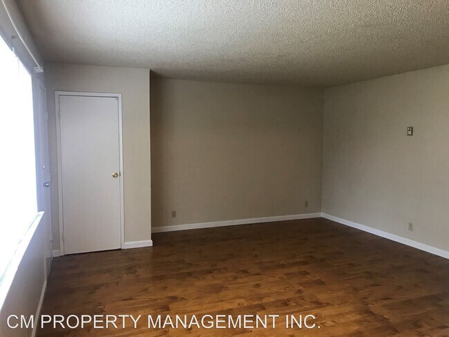Building Photo - 1146 Carlsbad Dr