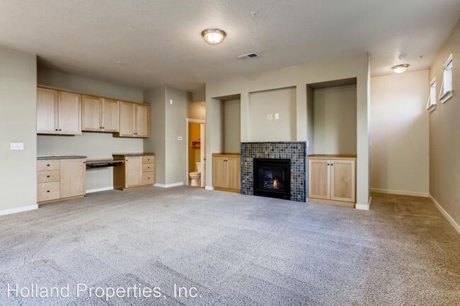 Building Photo - 3 br, 2.5 bath House - 7963 NE Rockne Way