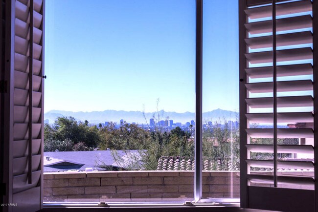 Foto del edificio - 6833 N 24th Pl