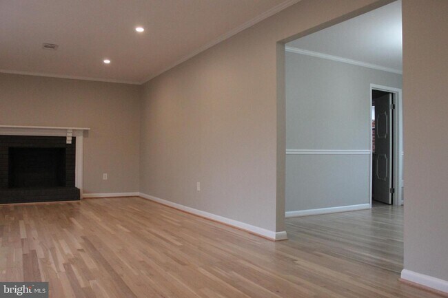 Foto del edificio - 7701 Lorton Rd