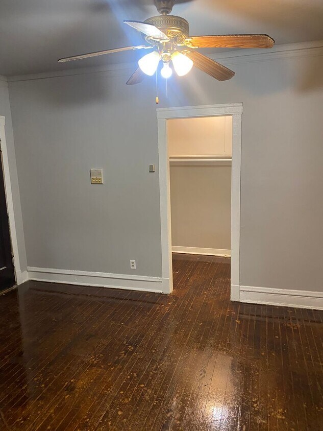 6720 S Chappel Ave Unit 1I, Chicago, IL 60649 Apartment for Rent in