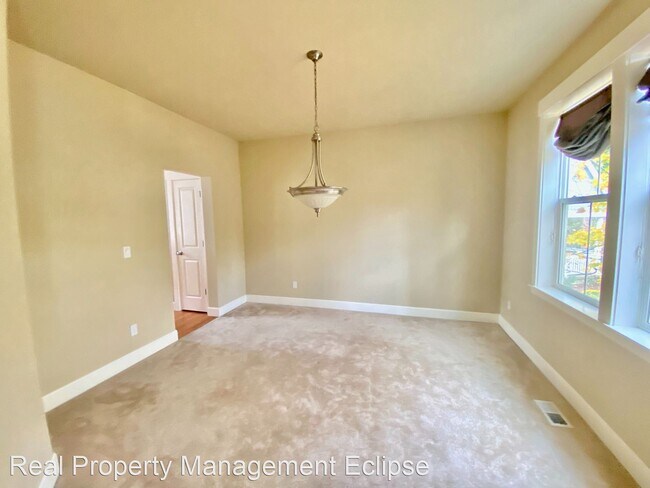 Foto del edificio - 4 br, 2.5 bath House - 15115 85th Ave NE