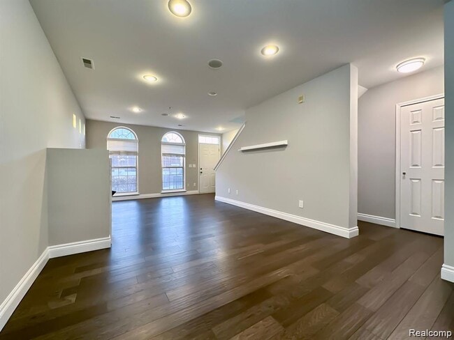 Building Photo - 3289 Newbury Pl