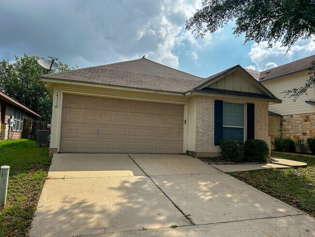 Building Photo - Clean 2/2 in Austin Colony