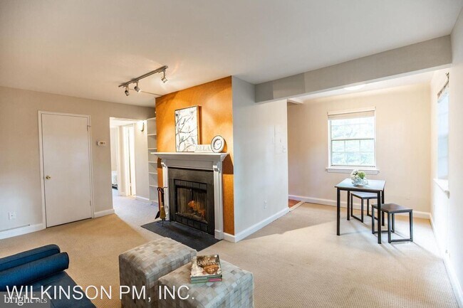 Building Photo - 1 br, 1 bath House - 2023 N 21st St Unit 26