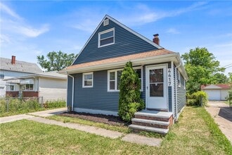 Building Photo - 4417 E 156th St