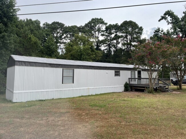 Building Photo - 3000 Poplar St