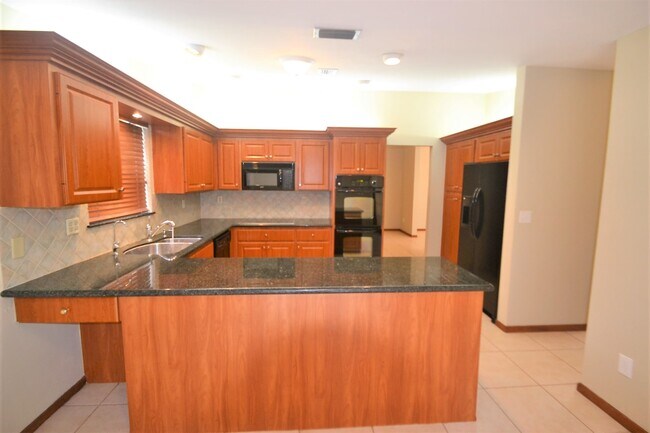 Building Photo - 11710 S Island Rd