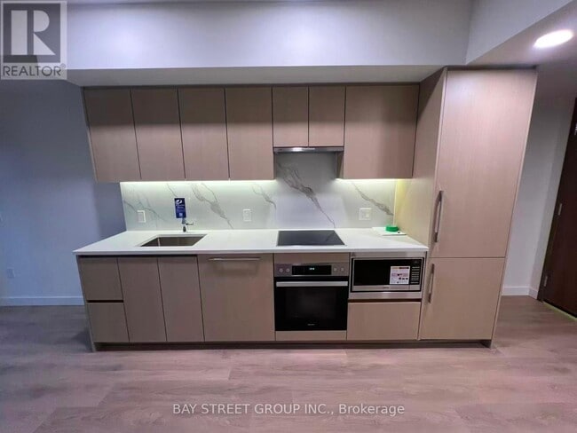 Building Photo - 3 Concord Cityplace Wy