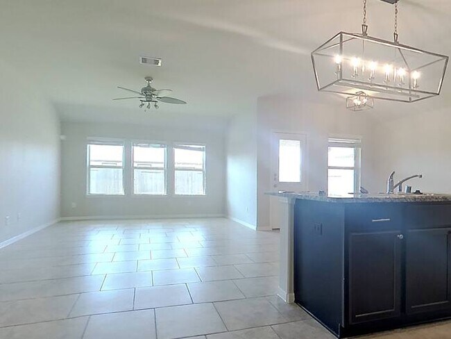 Foto del edificio - 4003 Greylag Ct