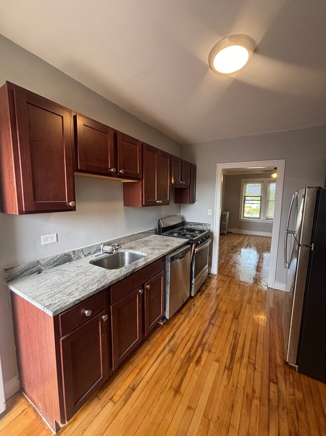 Photo - 5600 S Francisco Ave Apartment