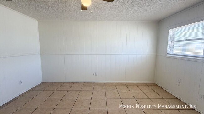 Foto del edificio - 5718 Brownfield Dr