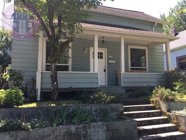 Photo - Beautiful Sellwood Bungalow in One of Portland's Most Desirable Neighborhoods. Pet friendly! House