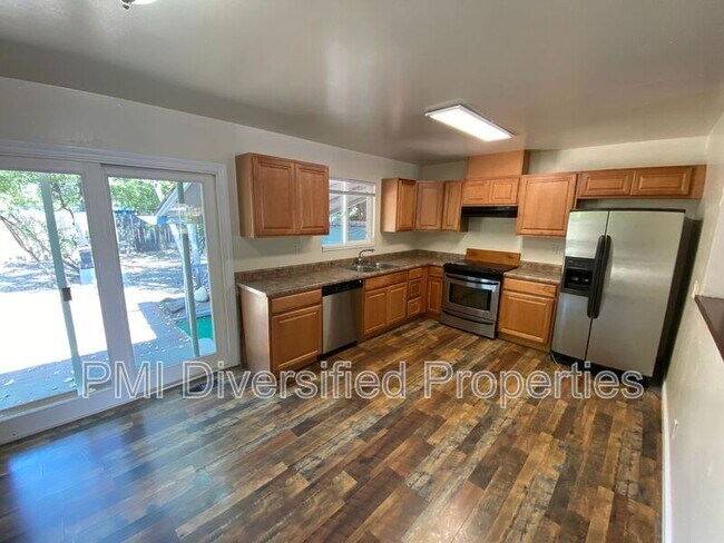 Foto del edificio - 1795 Hawthorne Rd