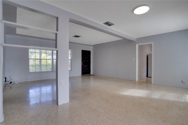 Building Photo - 6238 13th Ave S