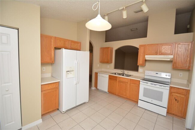 Foto del edificio - 44 Pine Hurst Ln