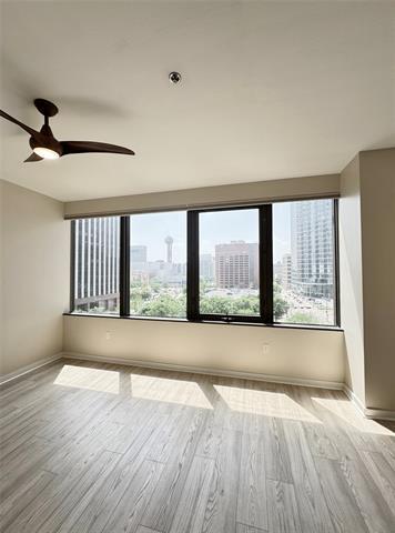 Foto del edificio - 1200 Main St