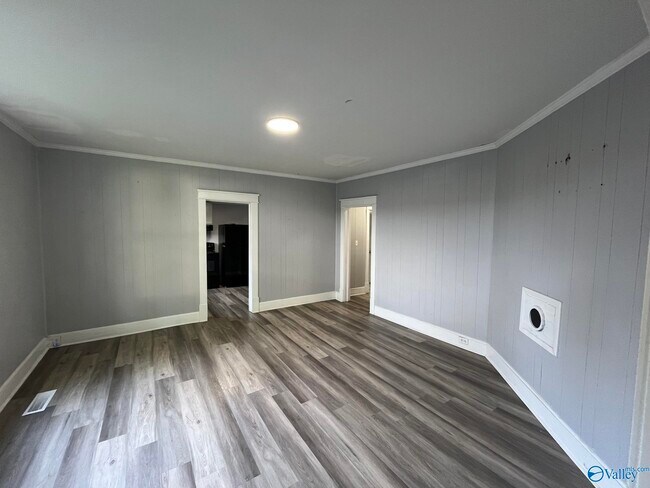 Foto del edificio - 109 5th Ave NW