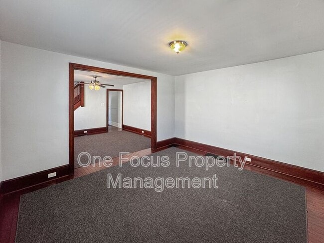 Building Photo - 2119 King St
