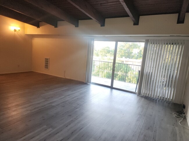 Photo - 5500 Karen Elaine Dr Apartment