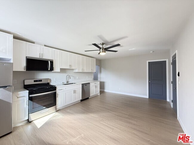 Foto del edificio - 1505 Cochran Ave