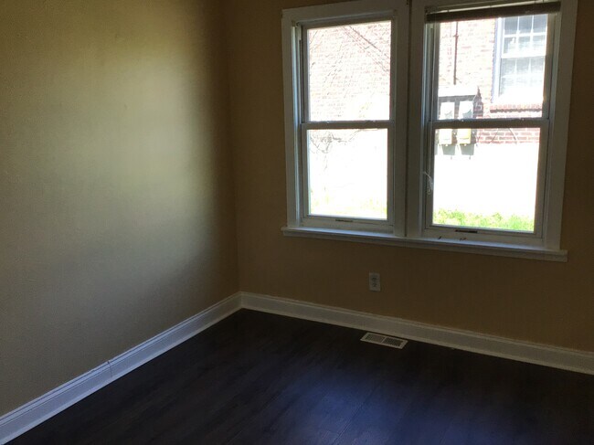 Foto del edificio - 186 Comstock St