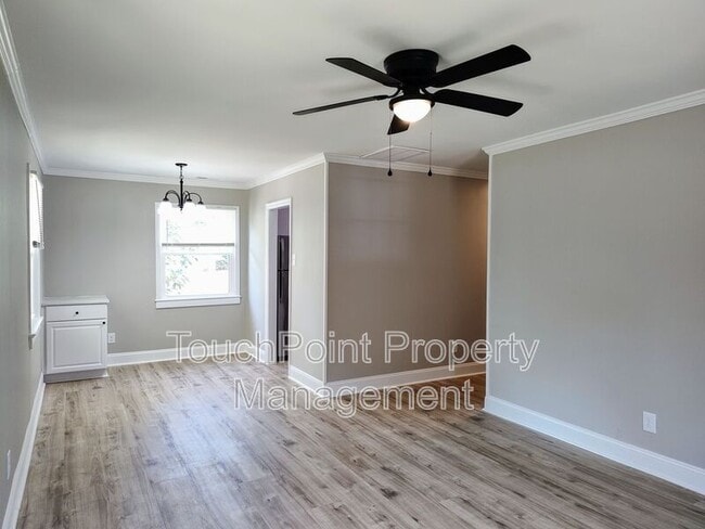 Foto del edificio - 1239 Bose Ave
