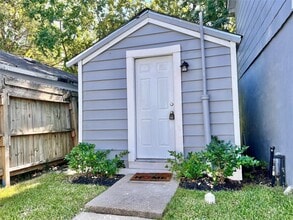 Building Photo - 5224 Leeland St