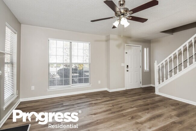 Building Photo - 2583 Brenston Dr