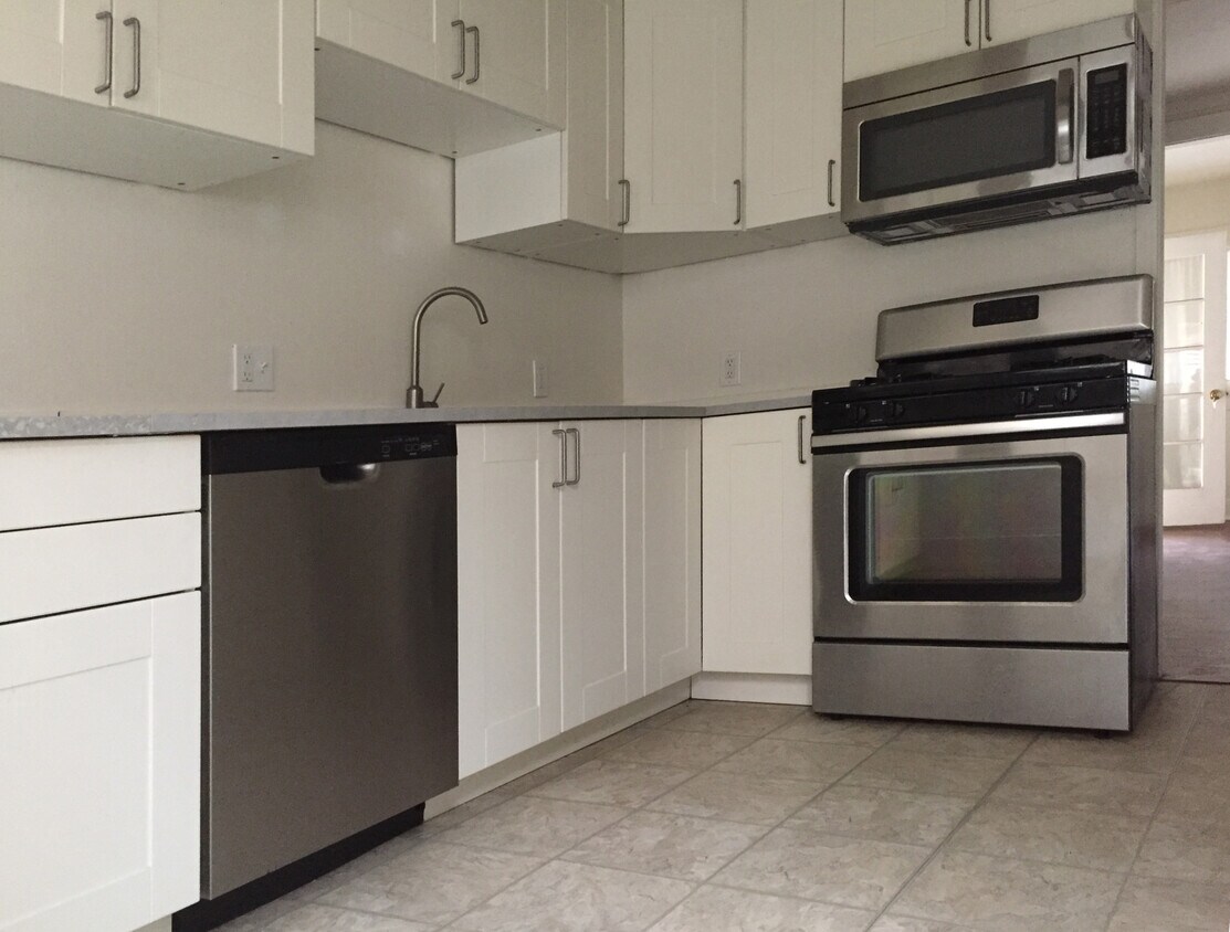 2215 Waltonia Dr, La CrescentaMontrose, CA 91020 House Rental in La