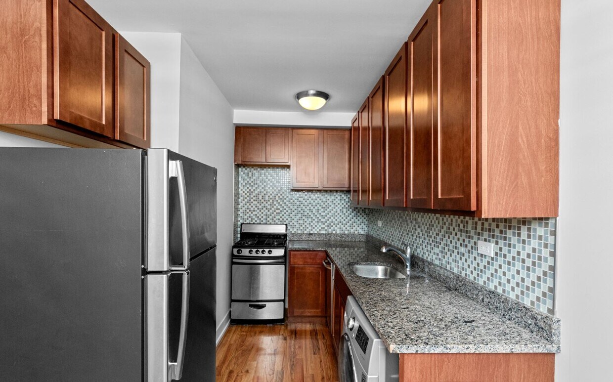 Foto principal - 556 W Arlington Pl